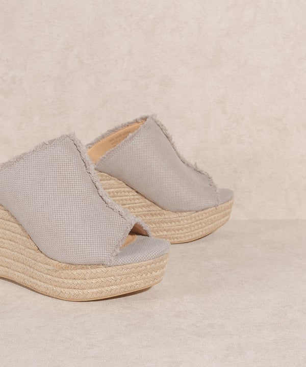 Bliss Distressed Linen Wedge * Online