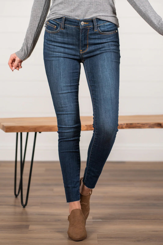 Stretchy Skinny Solid Jeans