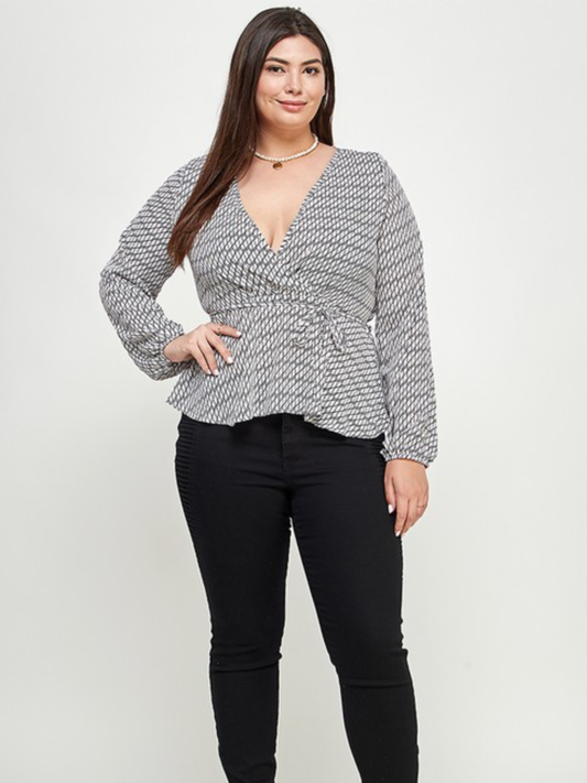 Geo Print Top in Plus